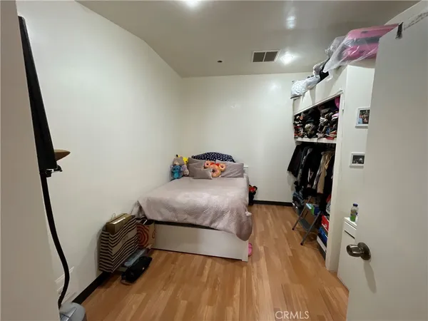 $950,000 | 1852 West 17th Street, Santa Ana, CA 92706