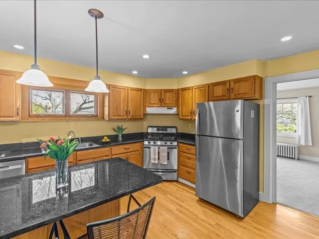 $4,850 | 261 South Prospect Street, Burlington, VT 05401