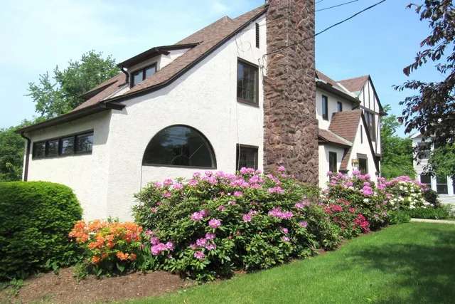 $4,850 | 261 South Prospect Street, Burlington, VT 05401