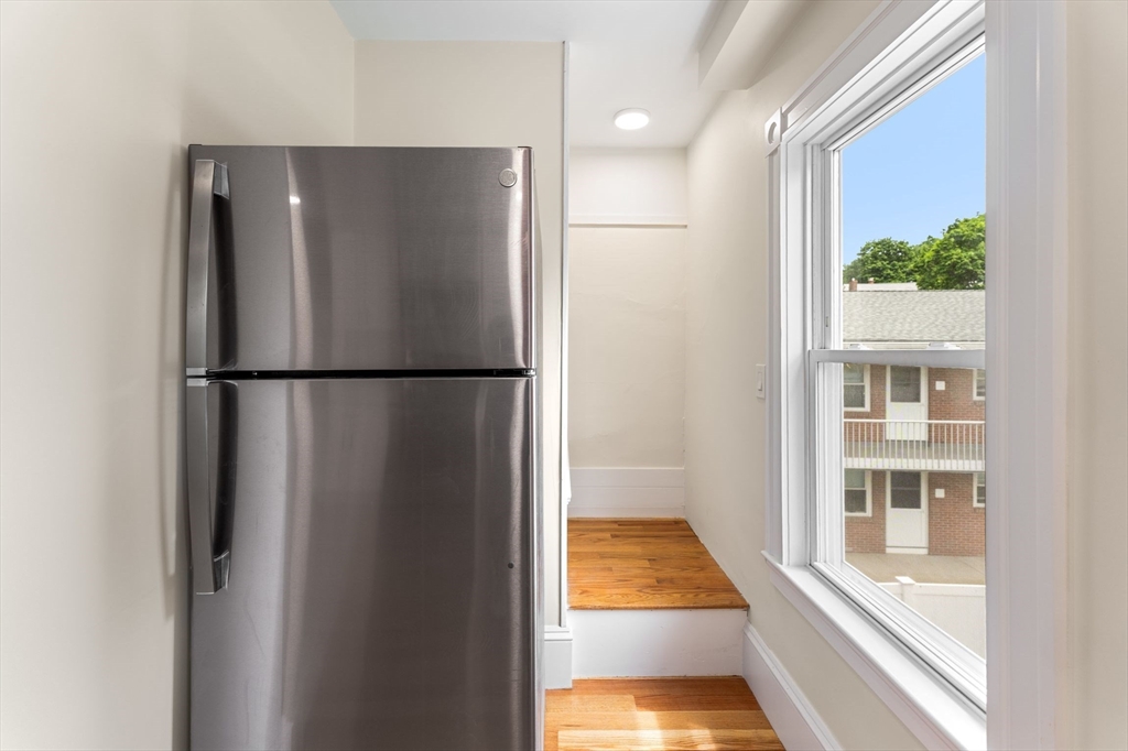 29 Sylvan Street, Unit 2 Malden, MA 02148 - Photo 4 of 23