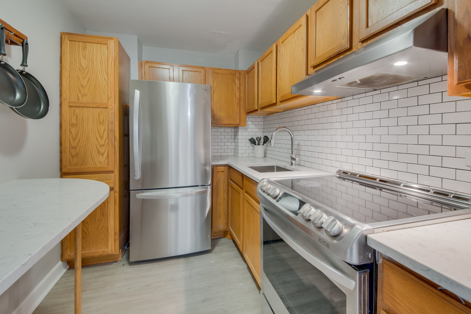 5601 North Sheridan Road, Unit 20D Chicago, IL 60660 - Photo 13 of 26