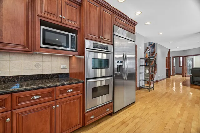 $1,250,000 | 11024 Marilyn Terrace, Orland Park, IL 60467