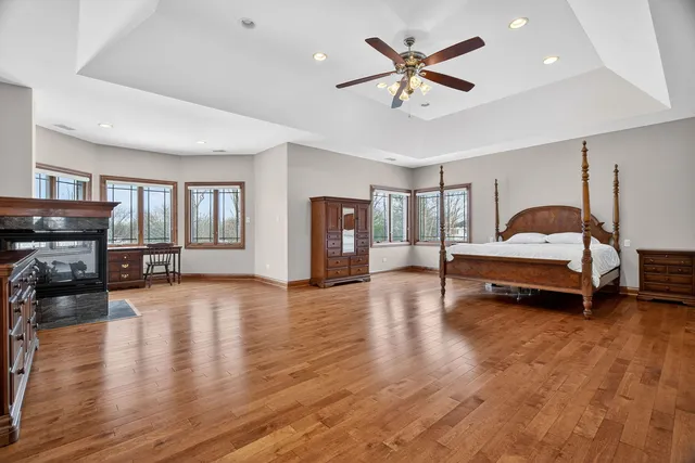 $1,250,000 | 11024 Marilyn Terrace, Orland Park, IL 60467