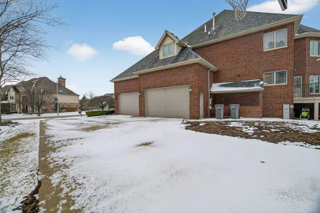 $1,250,000 | 11024 Marilyn Terrace, Orland Park, IL 60467