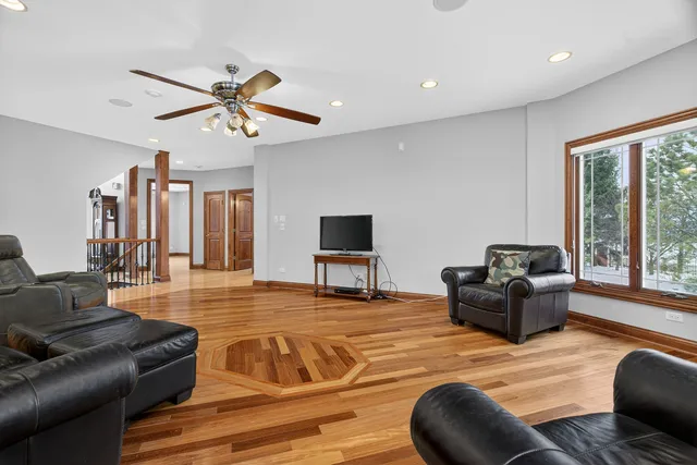 $1,250,000 | 11024 Marilyn Terrace, Orland Park, IL 60467