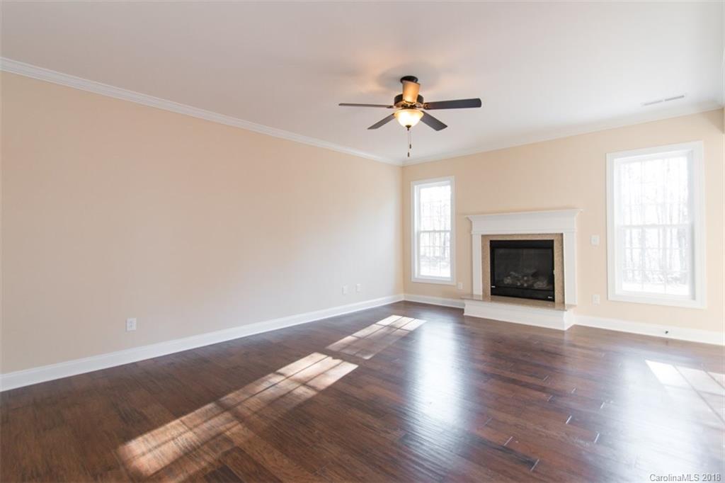 7035 Buckland Road, Unit 5B2 Charlotte, NC 28278 - Photo 3 of 34 Gallery Image 3