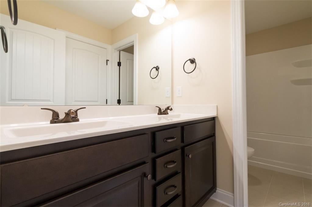 7035 Buckland Road, Unit 5B2 Charlotte, NC 28278 - Photo 21 of 34 Gallery Image 21