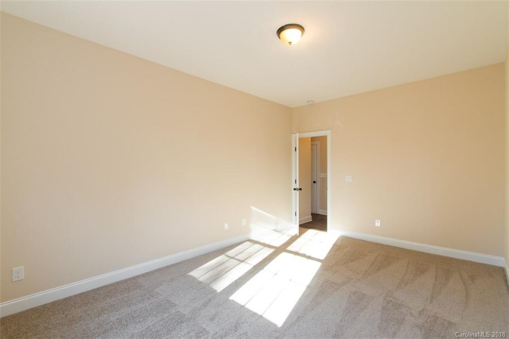 7035 Buckland Road, Unit 5B2 Charlotte, NC 28278 - Photo 30 of 34 Gallery Image 30