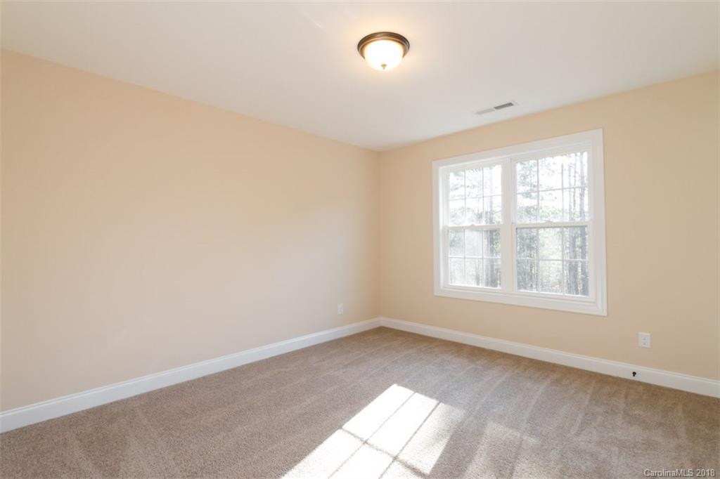 7035 Buckland Road, Unit 5B2 Charlotte, NC 28278 - Photo 31 of 34 Gallery Image 31