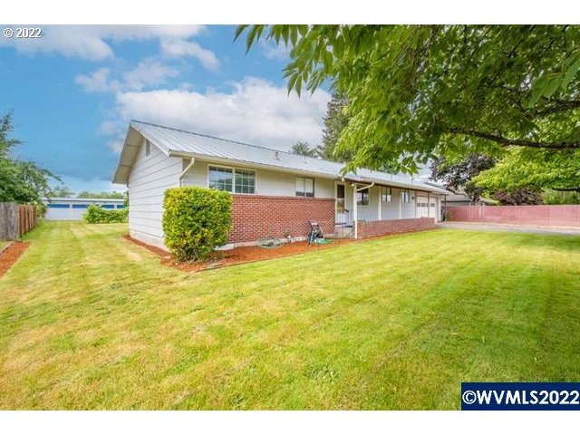 32916 Sunset Road Lebanon, OR 97355 - Photo 1 of 32 Gallery Image 1