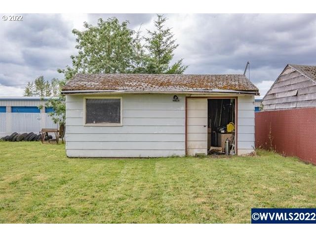 32916 Sunset Road Lebanon, OR 97355 - Photo 20 of 32 Gallery Image 20