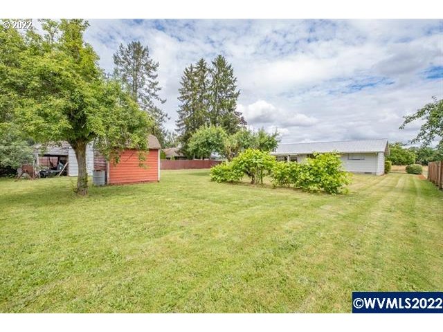 32916 Sunset Road Lebanon, OR 97355 - Photo 23 of 32 Gallery Image 23