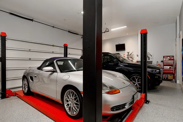 $2,900,000 | 26240 McDonald Road, The Woodlands, TX 77380