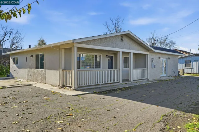 $399,999 | 545 North Golden Gate Avenue, Stockton, CA 95205