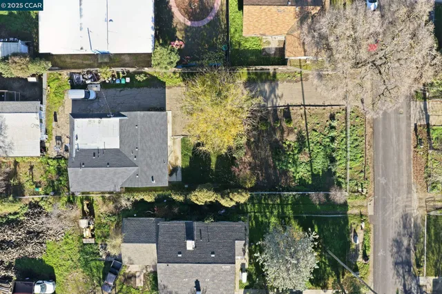 $399,999 | 545 North Golden Gate Avenue, Stockton, CA 95205