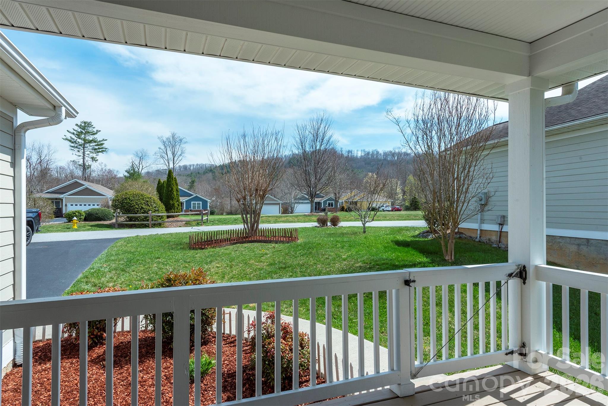 67 Little Fox Fletcher, NC 28732 - Photo 3 of 35