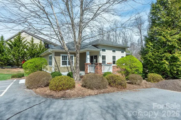 $375,500 | 67 Little Fox, Fletcher, NC 28732