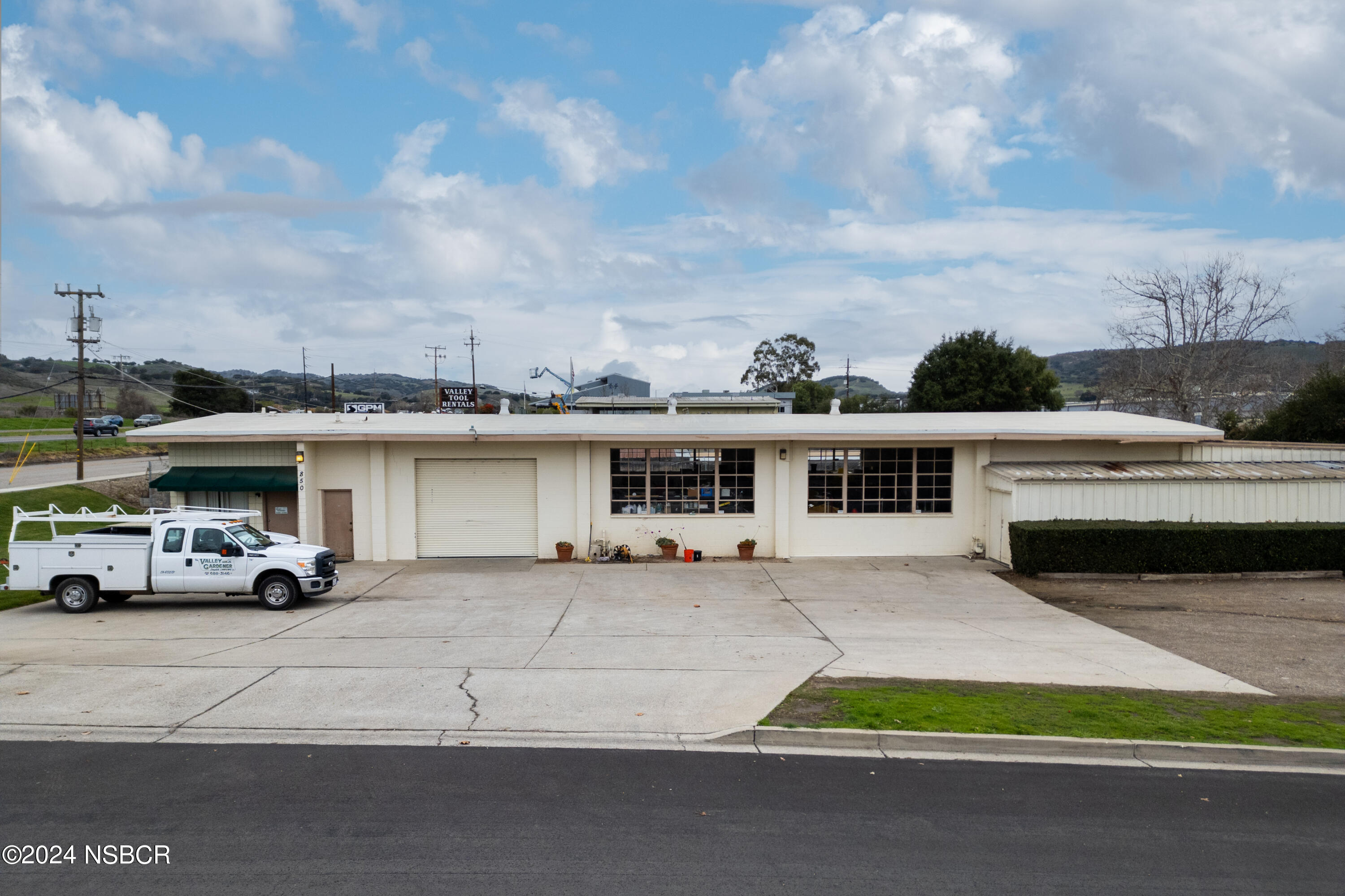 850 McMurray Road Buellton, CA 93427 - Photo 3 of 5 1-850-860-mcmurray-rd-buellton-ca-1