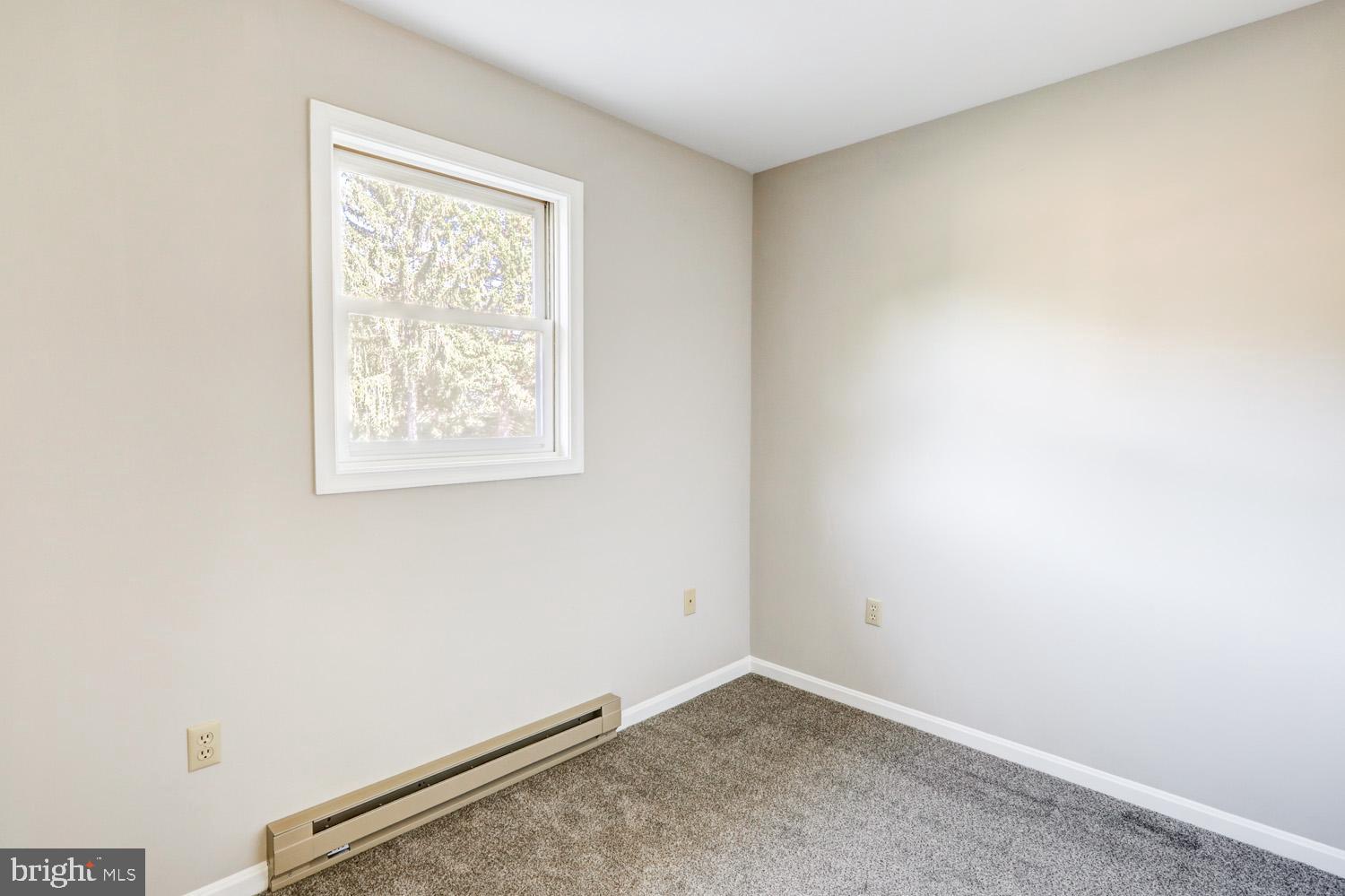 230 Hickory Drive Lititz, PA 17543 - Photo 33 of 43 an empty room with a window