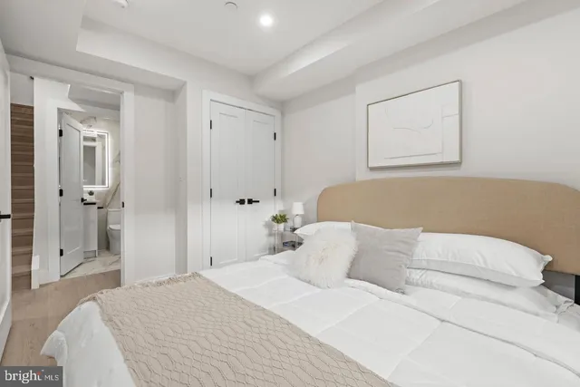 $570,000 | 3923 14th Street Northwest, Unit 2, Washington, DC 20011