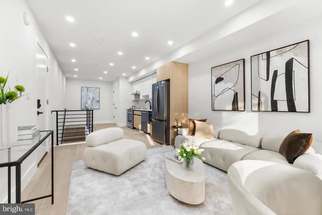 $570,000 | 3923 14th Street Northwest, Unit 2, Washington, DC 20011