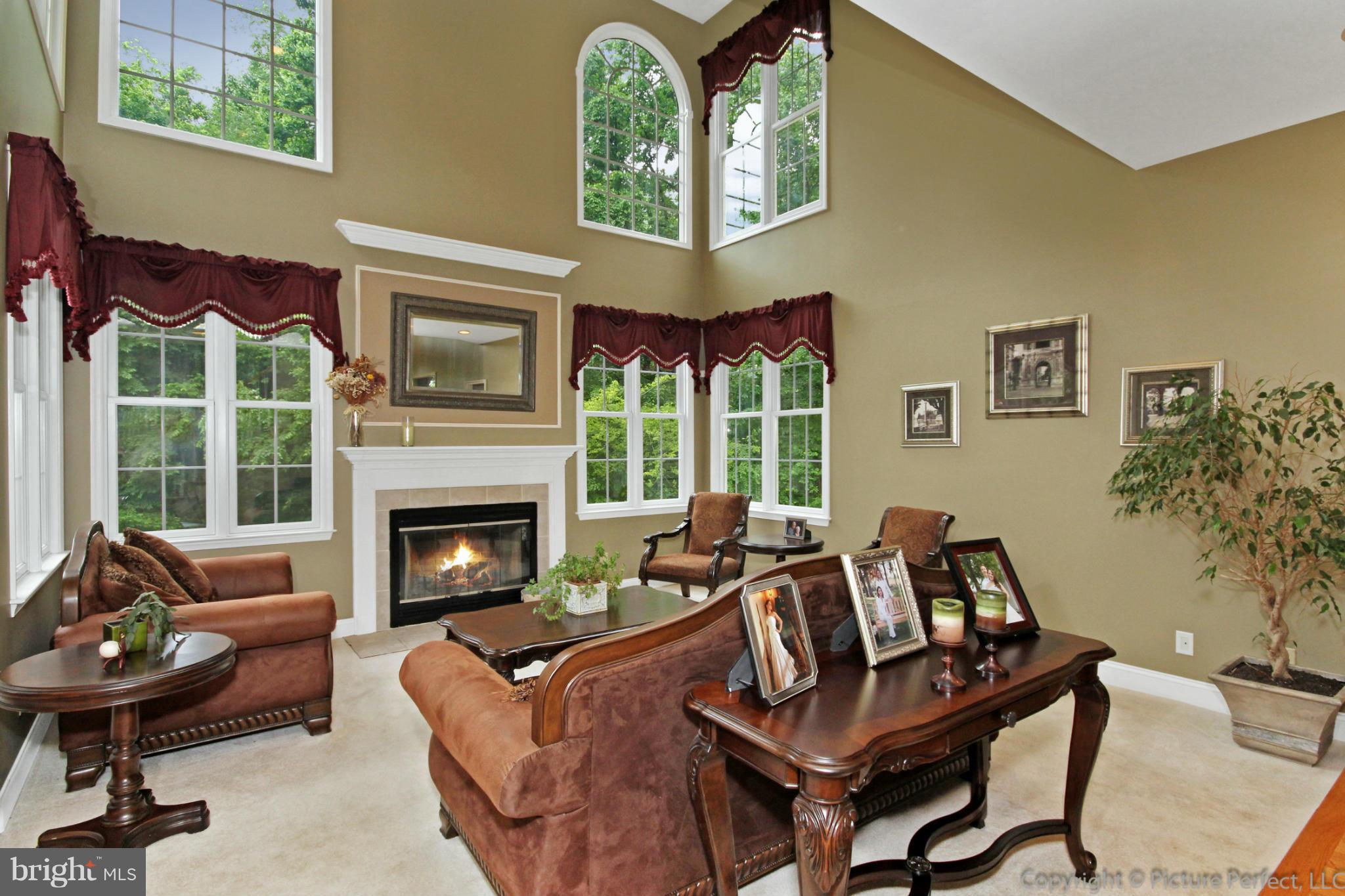 6668 Detrick Road Mount Airy, MD 21771 - Photo 11 of 30 Family Room