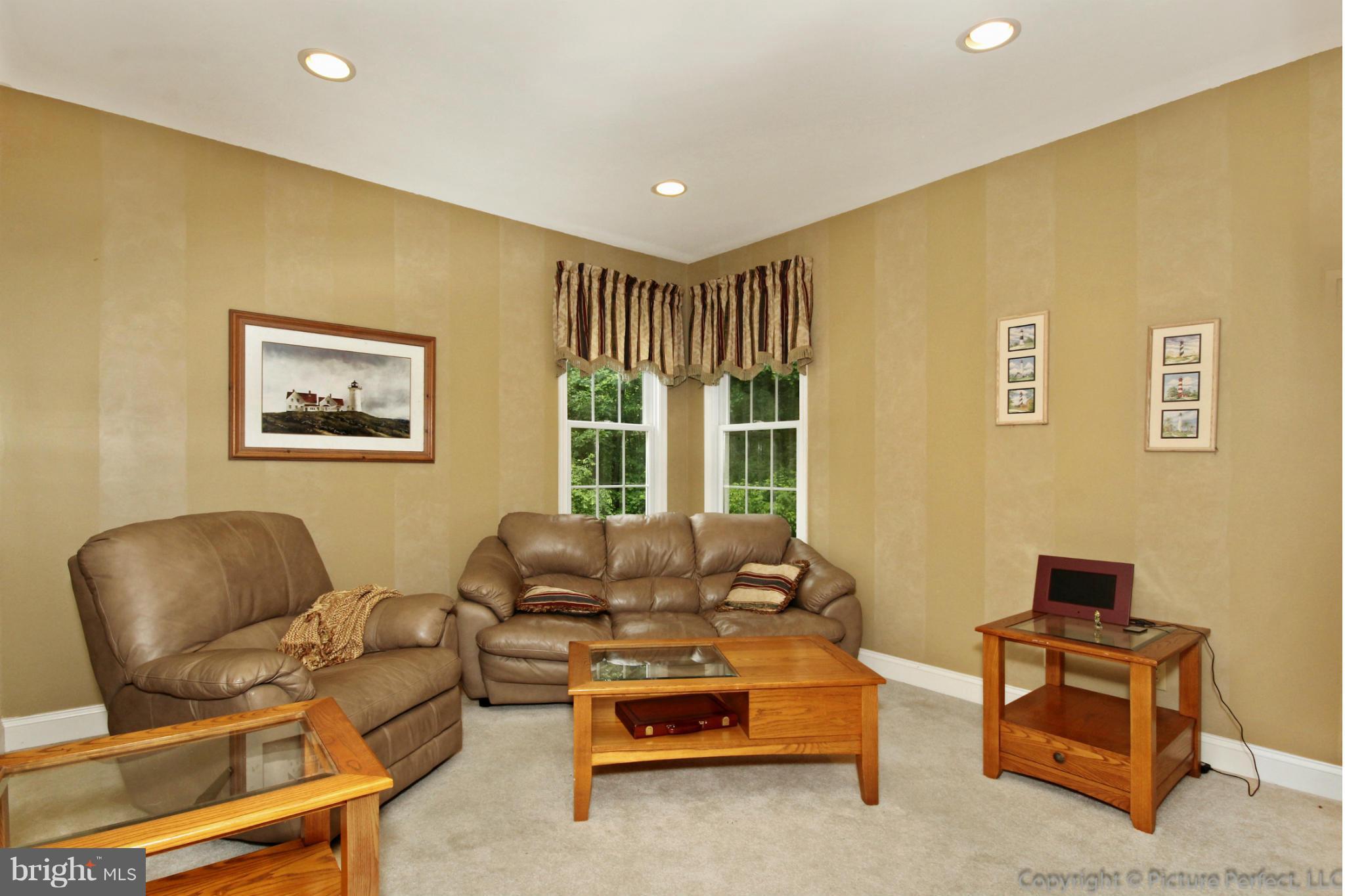 6668 Detrick Road Mount Airy, MD 21771 - Photo 13 of 30 Bedroom #1 on Main Level