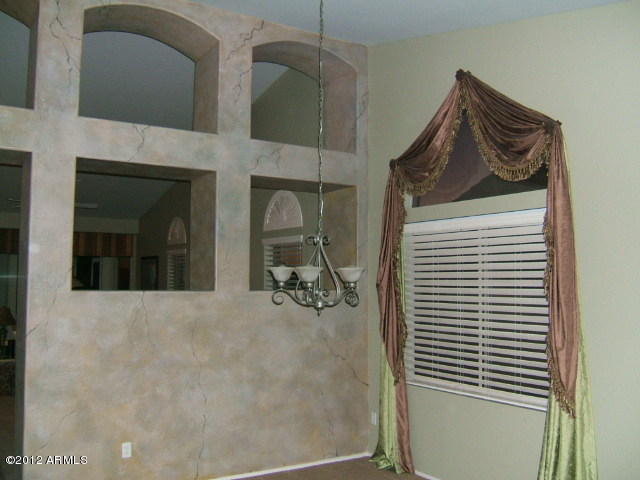 7703 East Sayan Street Mesa, AZ 85207 - Photo 5 of 55 Dining