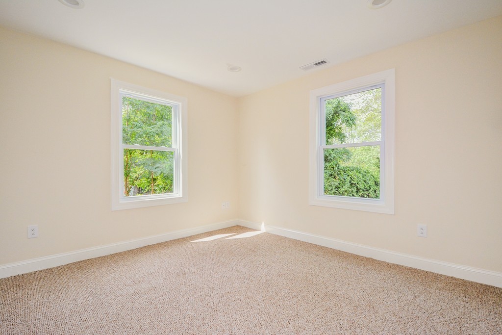 8 Arrowhead Road Bellingham, MA 02019 - Photo 22 of 30