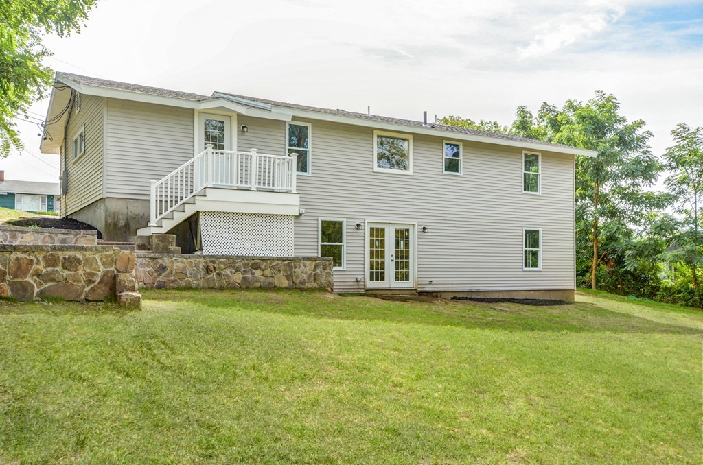 8 Arrowhead Road Bellingham, MA 02019 - Photo 29 of 30