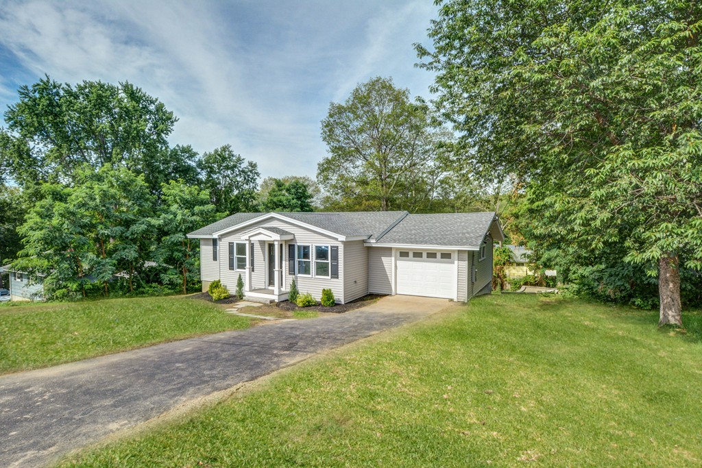 8 Arrowhead Road Bellingham, MA 02019 - Photo 3 of 30