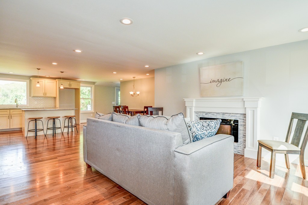 8 Arrowhead Road Bellingham, MA 02019 - Photo 5 of 30