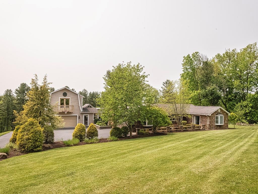 426 Thomas Road Canonsburg, PA 15317 - Photo 2 of 50 Gallery Image 2
