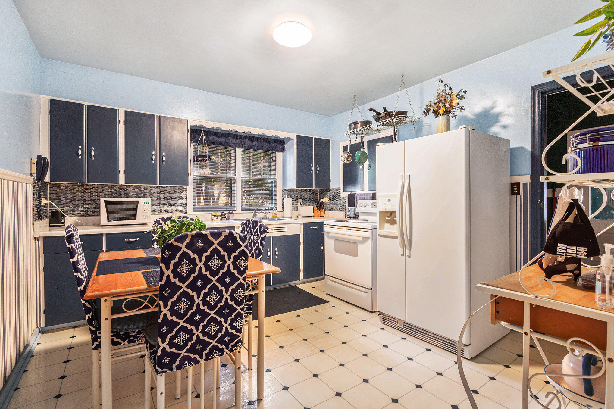 514 South Ottawa Road Benton Harbor, MI 49022 - Photo 4 of 14 514Ottawa-Kit1