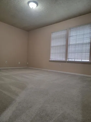 $1,250 | 13433 Castilian Drive, Unit 1, Houston, TX 77015