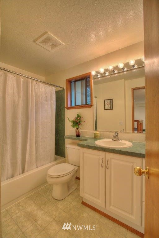 14928 Southeast 139th Place Renton, WA 98059 - Photo 14 of 19 Gallery Image 14