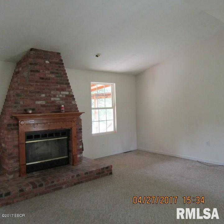 231 Eakin Grove Church Road Benton, IL 62812 - Photo 5 of 22 Gallery Image 5