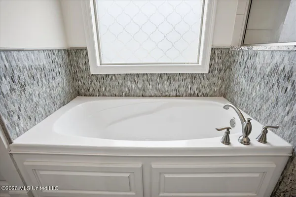 $375,000 | 607 Gloucester Way, Flowood, MS 39232