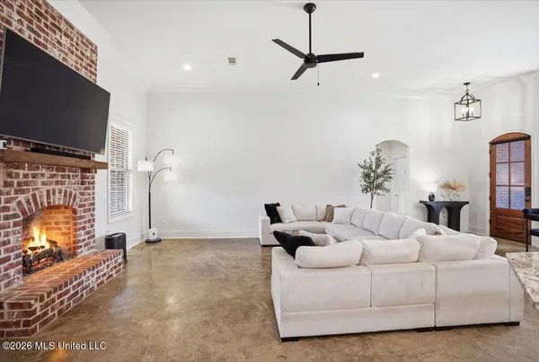 $375,000 | 607 Gloucester Way, Flowood, MS 39232