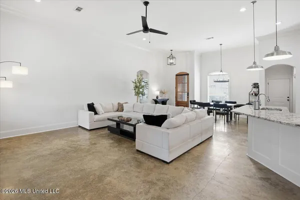 $375,000 | 607 Gloucester Way, Flowood, MS 39232