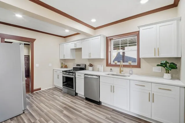 $449,900 | 95 Dickinson Street, Springfield, MA 01108