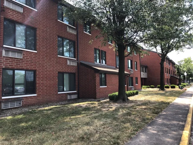 $1,009 | 2100 North Greentree, Clarksville, TN 37040