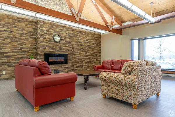 $1,009 | 2100 Greentree North, Clarksville, IN 47129