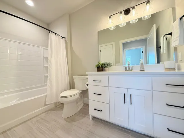 $634,900 | 6701 Conservancy Plaza, DeForest, WI 53532