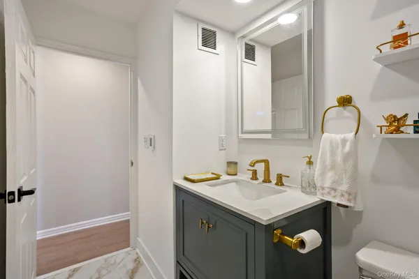 $395,000 | 5108 Villa At The, Peekskill, NY 10566