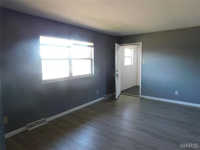 $875 | 1650 South 5th Street, Unit C, St. Charles, MO 63303