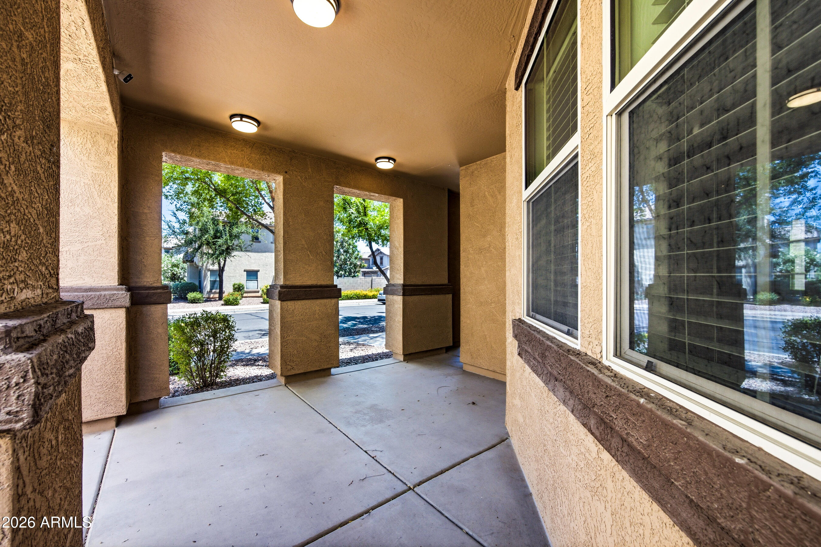 4075 East Nunneley Road Gilbert, AZ 85296 - Photo 4 of 49 4-4075ENR-ocupix-