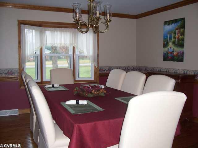 11302 Ivywood Road Chester, VA 23831 - Photo 3 of 5 Dining Room