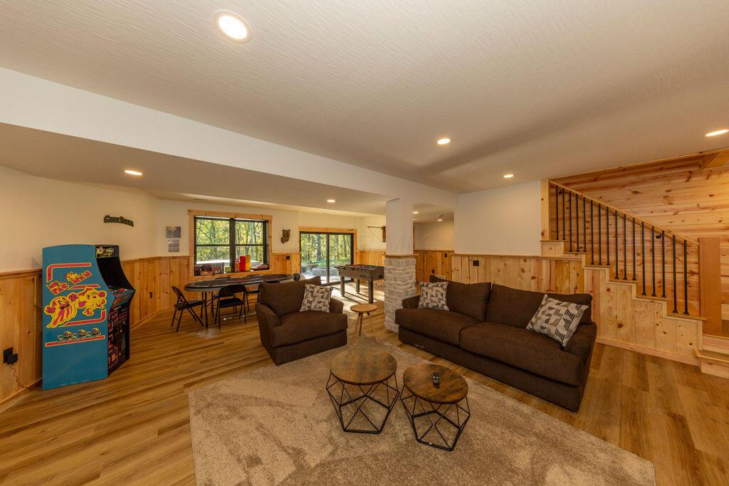 18358 Buckingham Road Logan, OH 43138 - Photo 21 of 43 Lodge_2_100825_HAP_4190