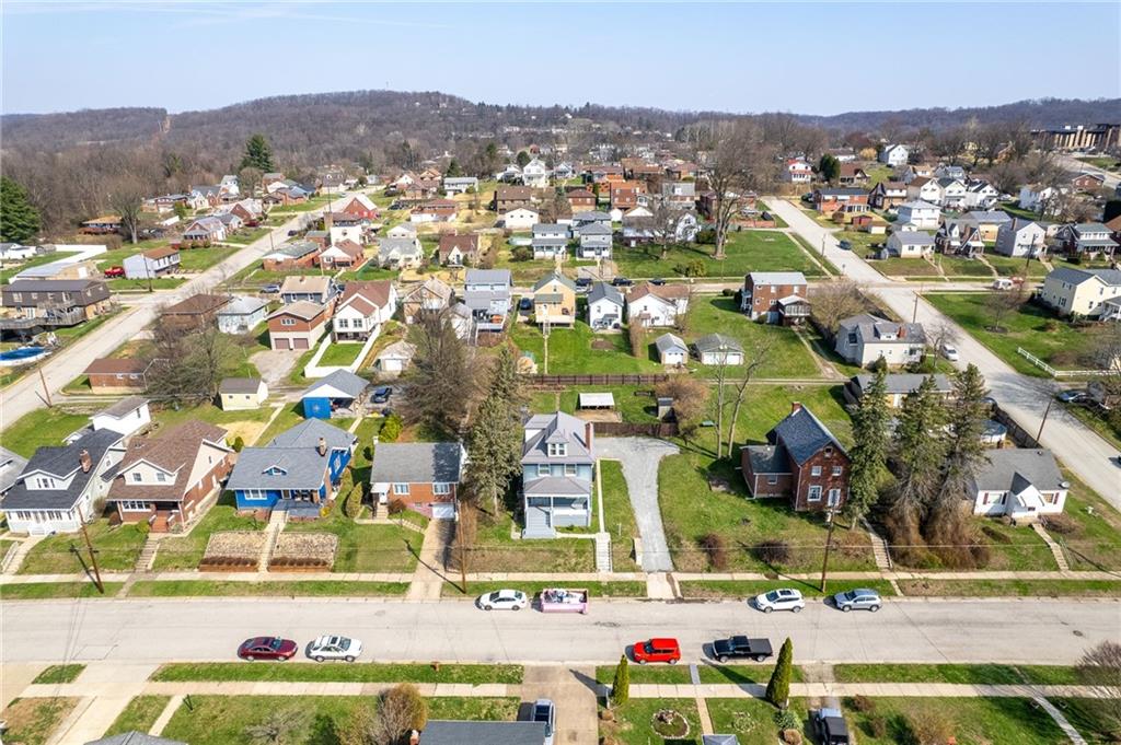 449 Elwyn Avenue Springdale, PA 15144 - Photo 46 of 46 a view of city
